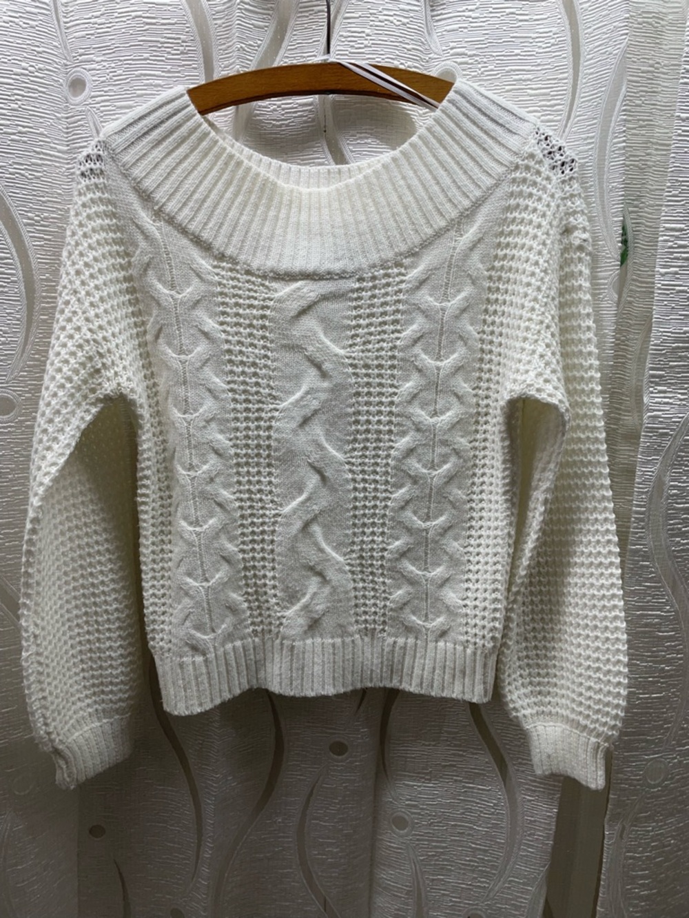 UK2LA Cable Knit Sweater Womens Small Ivory Excellent Off‎ Shoulder Mixed Stitch